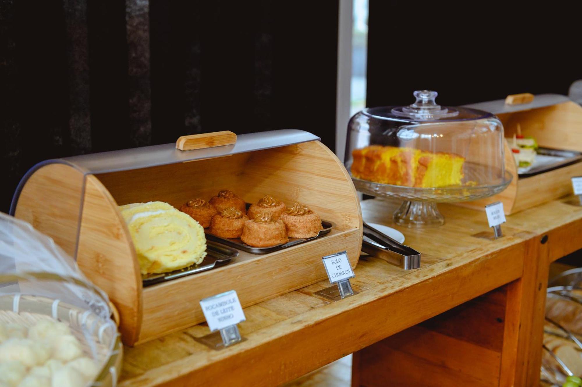 Riellis Center Hotel 보투카투 외부 사진
