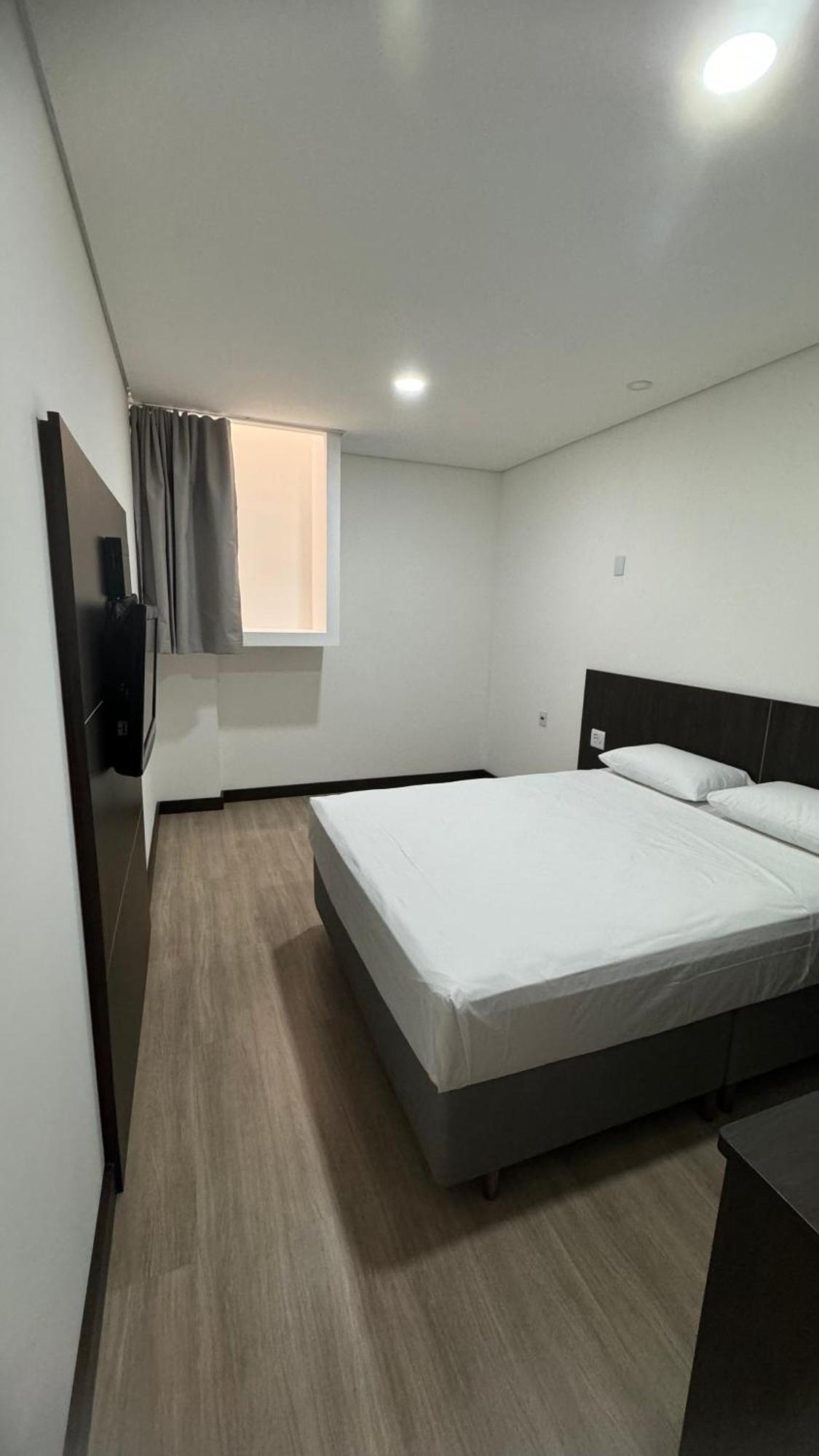 Riellis Center Hotel 보투카투 외부 사진